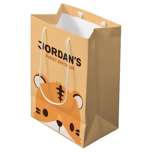 Cute Tiger Birthday Medium Cadeauzakje (Voorkant Gekanteld)