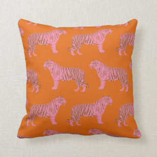 Cute Tiger Pattern in Vibrant Pink and Oranje Kussen