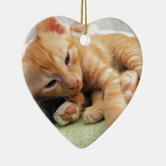 Cute Tiger Stripe Kitten Keramisch Ornament (Rechts)