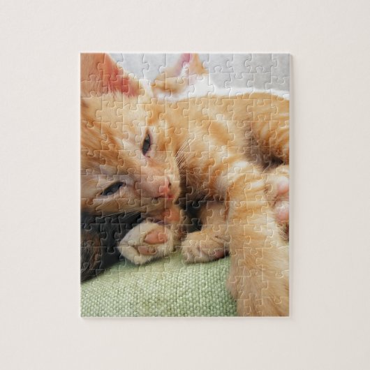 Cute Tiger Stripe Kitten Legpuzzel (Verticaal)