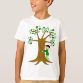 Cute Tree Hugger Design T-shirt (Voorkant)