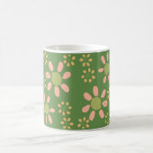 Cute Trendy Floral Pattern Green Pink Daisy Koffiemok (Center)