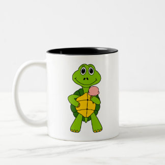 Cute Turtle Eating Ice Cream Cartoon Tweekleurige Koffiemok