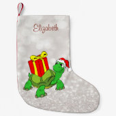 Cute Turtle met Santa Hat Cadeau, Glittery Bokeh Kleine Kerstsok (Voorkant)