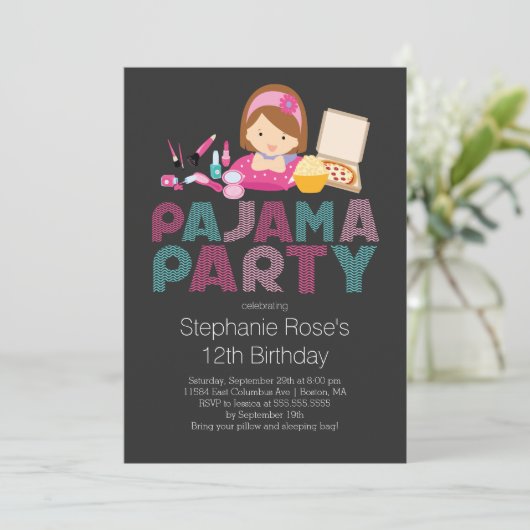 Cute Tween Pajama Birthday Party Invitation Kaart (Staand voorkant)