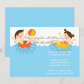 CUTE Twins Pool Party Birthday Invitation Kaart (Voorkant / Achterkant)