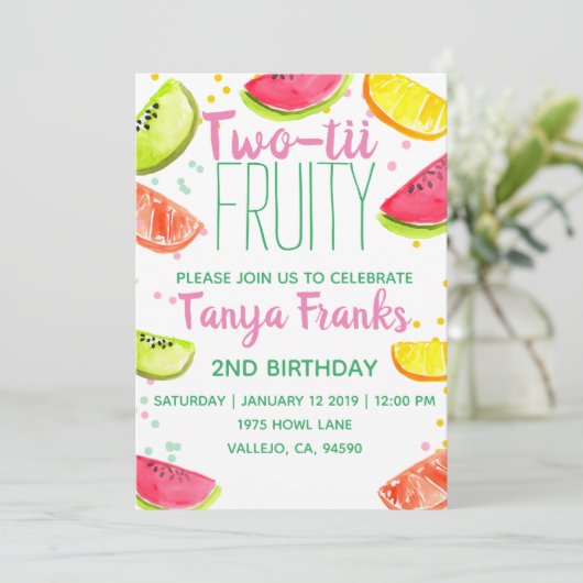 Cute twotii fruitig 2 jaar oude verjaardagsuitnodi kaart (Staand voorkant)