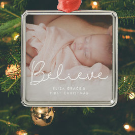 Cute typografie Believe Baby's eerste Kerstmis Metalen Ornament