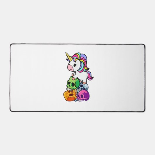 Cute Unicorn & Dead Skulls. Funny Gothic Emo Brawe Bureaumat (Voorkant)