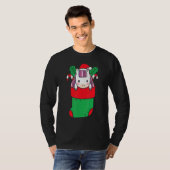 Cute Unicorn in de kerstsok met snoepriet T-shirt (Voorkant volledig)