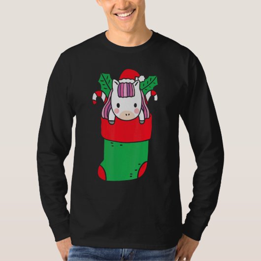 Cute Unicorn in de kerstsok met snoepriet T-shirt (Voorkant)