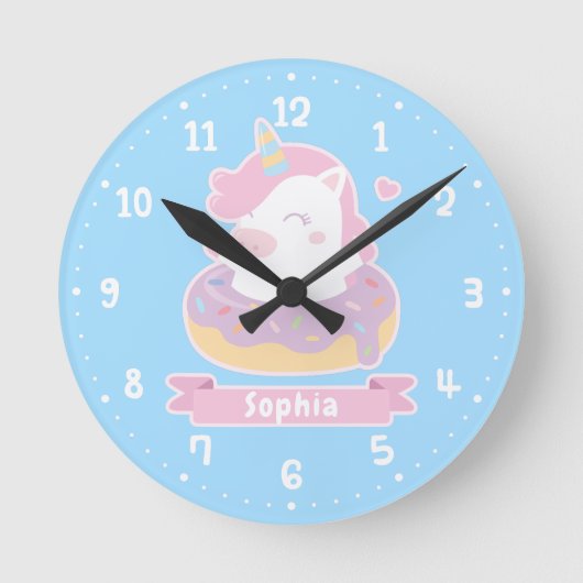 Cute Unicorn in Doughnut Girls Room Wall Clock Ronde Klok (Voorkant)