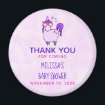 Cute Unicorn in Heart Shaped Glasses Baby shower Magneet<br><div class="desc">Een baby shower bedankt je magneet met een griezelige tekening van een coole en funky roze cubby unicorn met een paarse mane en staart. Dit schattige schepsel draagt een hartvormig zonnebril en is versierd met kleine sterren. Roze waterverf achtergrond.</div>