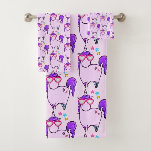Cute Unicorn in Heart Shaped Glasses Pattern Bad Handdoek (Insitu)