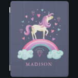 Cute Unicorn Rainbow iPad Cover<br><div class="desc">Een schattige eenhoorn met hartjes en een regenboog versieren deze iPad-hoes. Personaliseer het met haar naam. Een leuk cadeau voor een meisje. Ontworpen voor u door Blackberry Boulevard.</div>