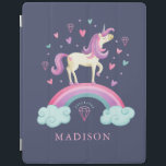 Cute Unicorn Rainbow iPad Cover<br><div class="desc">Een schattige eenhoorn met hartjes en een regenboog versieren deze iPad-hoes. Personaliseer het met haar naam. Een leuk cadeau voor een meisje. Ontworpen voor u door Blackberry Boulevard.</div>
