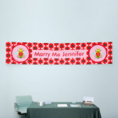 Cute Valentijnsdag bee marry me proposal Spandoek (Beurs)