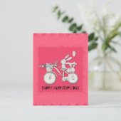 Cute Valentijnsdag Bunny Rabbits op een bike Briefkaart (Staand voorkant)
