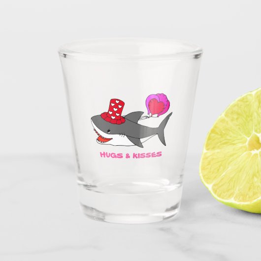 Cute Valentijnsdag Shark Shot Glas (Voorkant)