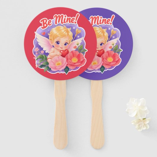 Cute Valentine's Day Cupid with "Be Mine" Handwaaier (Voorkant en achterkant)