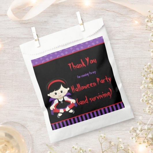 Cute Vampire Girl Halloween Party Bedankzakje (Geknipt)