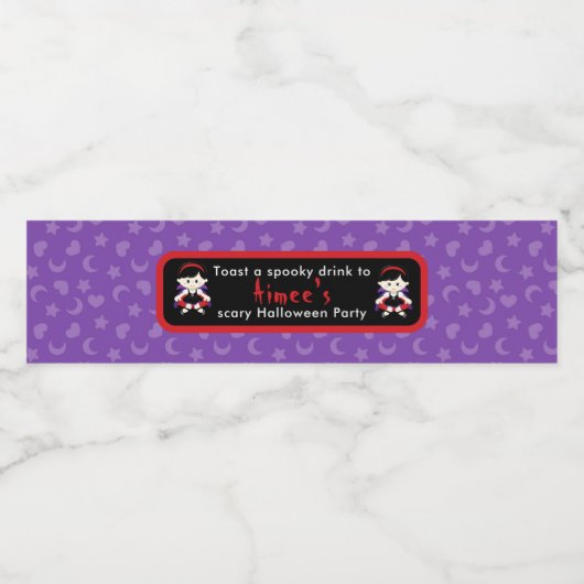 Cute Vampire Girl Halloween Party Waterfles Etiket (Enkel label)
