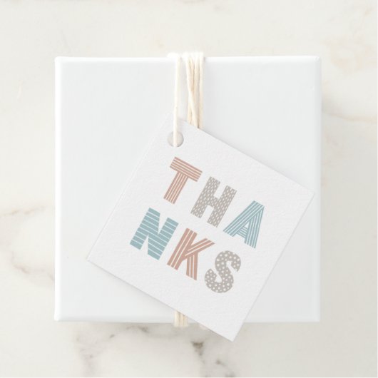 Cute verjaardagsfeestje bedankt. Leuk en kleurrijk Bedankjes Labels (In situ)