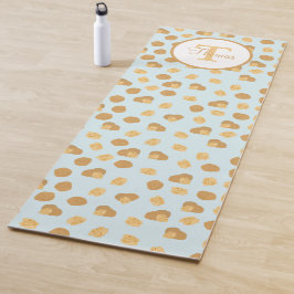 Cute Walnoten Nut Pattern Monogram Yogamat