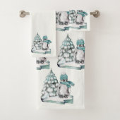 Cute Waterverf Penguin Arctic Snow Pine Tree Bad Handdoek (Insitu)