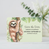 Cute Waterverf Sloth & Tropical Leaves Save The Date (Staand voorkant)