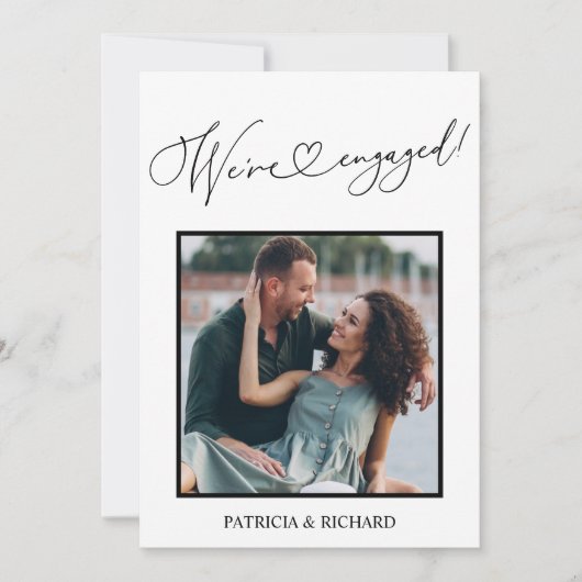 Cute We zijn de Aankondiging van Verloving Foto (Voorkant)