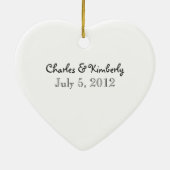 Cute Wedding Bride en Groom White Birds Keepslag Keramisch Ornament (Achterkant)