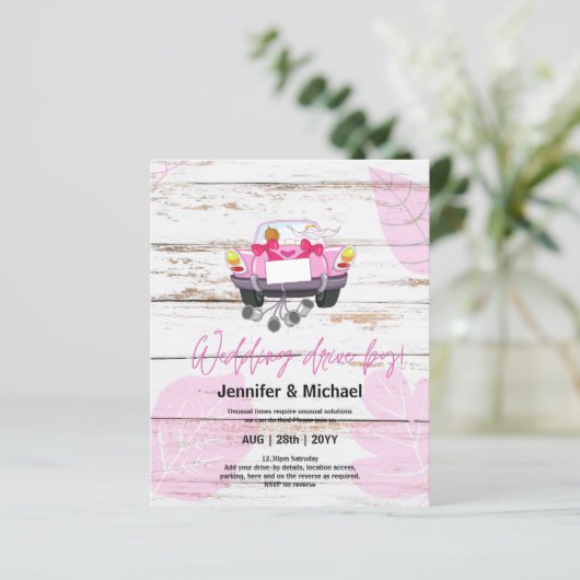 Cute Wedding Drive-by Budget Invitations (Staand voorkant)