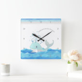 Cute Whale in Ocean Cartoon Character Little Boy Vierkante Klok (Huis)