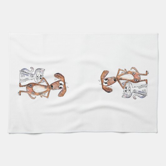 Cute Whimsical Brown Dog en Grey Cat Theedoek (Horizontaal)