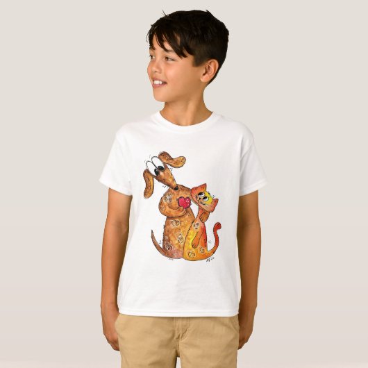 Cute Whimsical Dog en Cat T-shirt (Voorkant volledig)