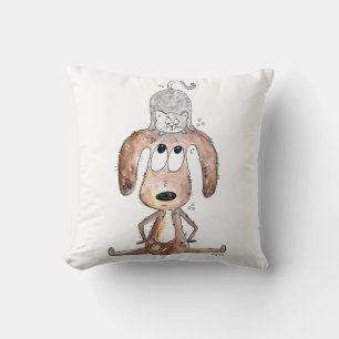 Cute Whimsical Dog met Cat op zijn hoofd Kussen
