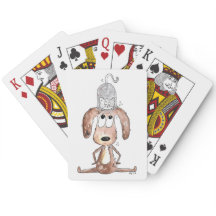 Cute Whimsical Dog met Cat op zijn hoofd