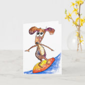Cute Whimsical Dog op Surfboard Kaart (Gele Bloem)