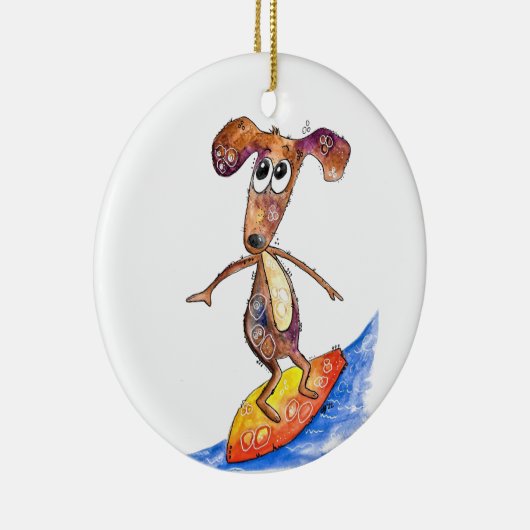 Cute Whimsical Dog op Surfboard Keramisch Ornament (Rechts)