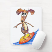 Cute Whimsical Dog op Surfboard Muismat (Met muis)