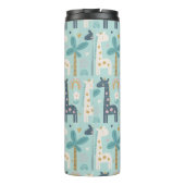 Cute Whimsical Giraffe Pattern in Pastel Blue Thermosbeker (Achterkant)