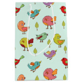 Cute Whimsical Hand Drawn Birds Pattern Medium Cadeauzakje (Voorkant)