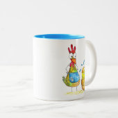 Cute Whimsical Mama Chicken met Baby Tweekleurige Koffiemok (Voorkant rechts)