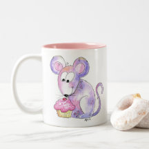 Cute Whimsical Mouse met Cupcake