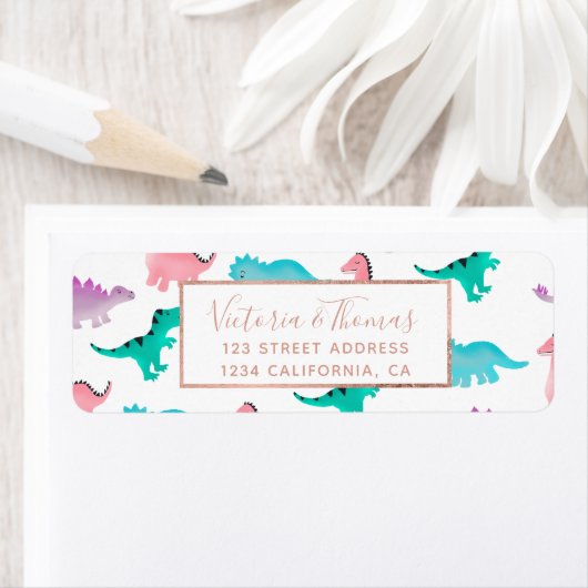 Cute whimsical pastel waterverf dinosaurions patro etiket (Insitu)
