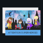 *~* Cute Whimsical SUPERHEROS Kids Birthday Party Kaart<br><div class="desc">*** GIRL of BOY SUPERHEROES Whimsical Cute BIRTHDAY ARTIJ INVITATION - TURQUOISE BLUE HOT PINK PAARS SKY. De kleine kunnen zich verkleden als hun favoriete SUPERHERO. Er zijn vier Superheros tegen een SKYLINE CITYSCAPE. De hemel in Waterverf getextureerde TURQUOISE BLUE HOT PINK PAARSE SKY. Dit is een genderneutrale uitnodiging voor...</div>