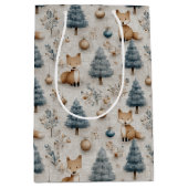 Cute Whimsical Winter Woodland Fox and Christmas Medium Cadeauzakje (Voorkant)