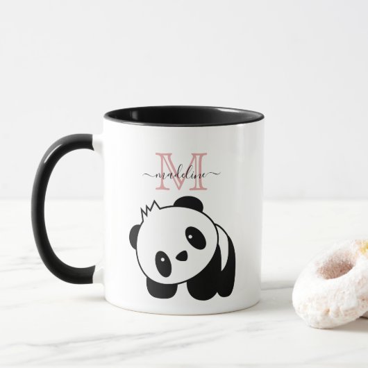 Cute White Black Panda Modern Pink Monogram Mok (Met donut)