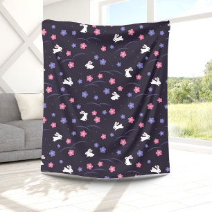 Cute White Bunny Rabbits and Flowers Pattern Fleece Deken